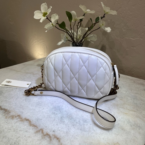 TORY BURCH NWT KIRA CHEVRON QUILTED FLORAL SMALL CAMERA BAG - Picture 5 of 9